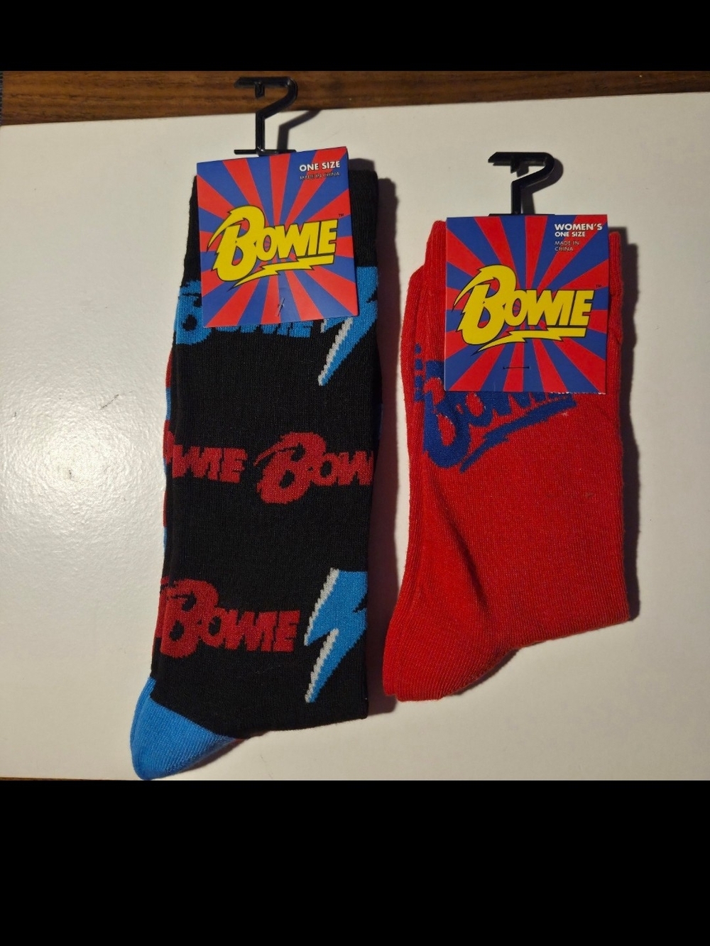 Graphic Crew Socks - Red & Black